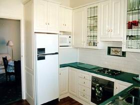 Grandview House Apartments - Glenelg - Coogee Beach Accommodation 1