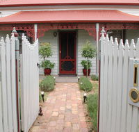 Airleigh Rose Cottage - Coogee Beach Accommodation