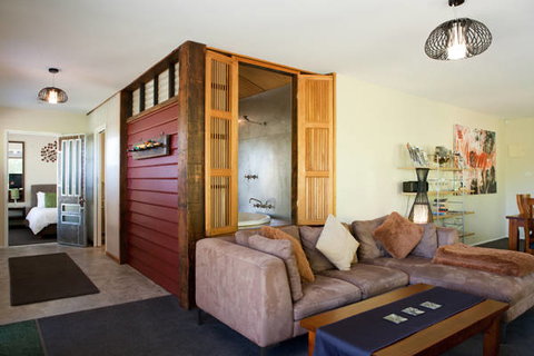 Azidene House & Spa Apartments - Coogee Beach Accommodation 1