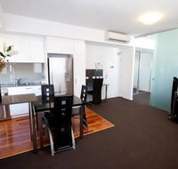 B7 Honeysuckle Apartments - Coogee Beach Accommodation
