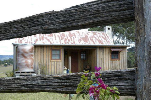 Wombat Lodge - Coogee Beach Accommodation 4
