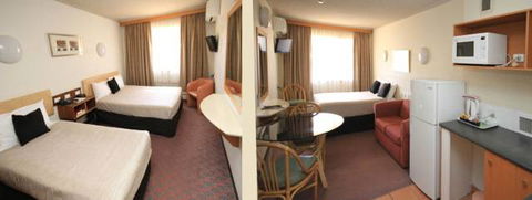 Belconnen Way Motel & Serviced Apartments - Coogee Beach Accommodation 3