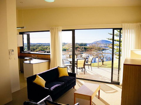 Boathouse Resort Tea Gardens - Coogee Beach Accommodation 3