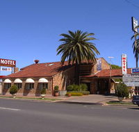 Burke  Wills Motor Inn - Coogee Beach Accommodation