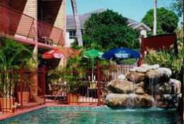 Cairns Holiday Lodge - Coogee Beach Accommodation 4