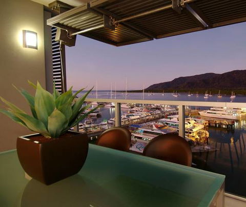 Cairns Luxury Apartments - Coogee Beach Accommodation 1