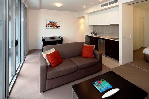 Cairns Luxury Apartments - Coogee Beach Accommodation 3