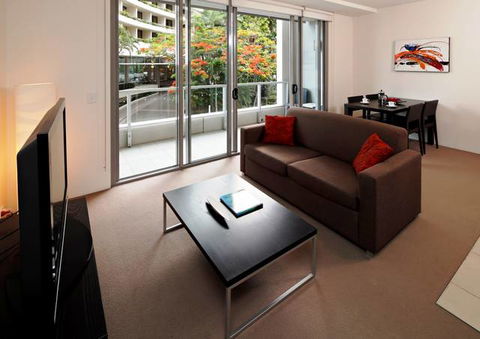 Cairns Luxury Apartments - Coogee Beach Accommodation 4