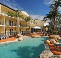 Cairns Queenslander Hotel  Apartments - Coogee Beach Accommodation