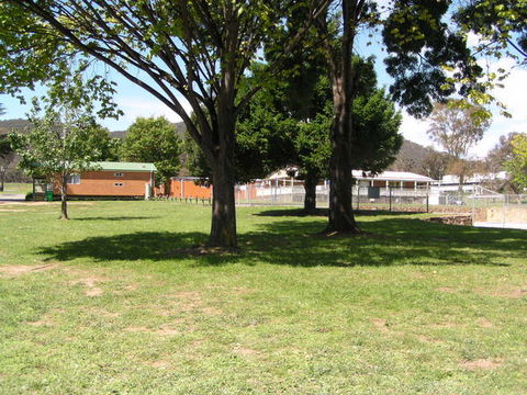 Canberra Carotel Motel & Caravan Park - Coogee Beach Accommodation 3