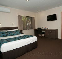 Comfort Inn  Suites Robertson Gardens - Coogee Beach Accommodation