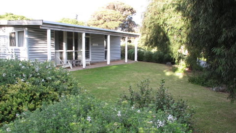 Driftwood House - Coogee Beach Accommodation 4