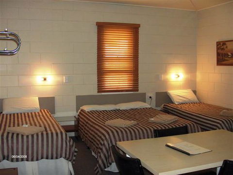 Countryman Motel - Coogee Beach Accommodation 3