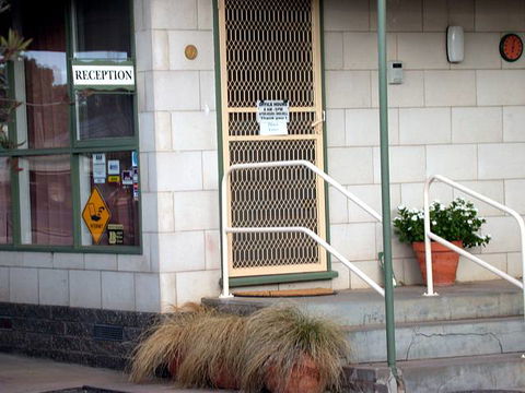 Donald Riverside Motel - Coogee Beach Accommodation 2