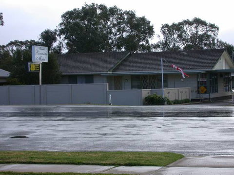 Donald Riverside Motel - Coogee Beach Accommodation 3