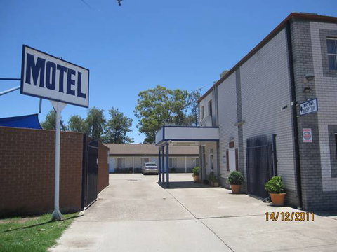 Dragon Phoenix Resort & Restaurant - Coogee Beach Accommodation 13
