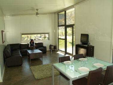 Razorback 6 - Coogee Beach Accommodation 1