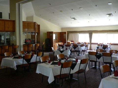 Emerald Explorers Inn - Coogee Beach Accommodation 6