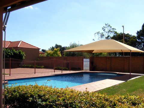 Fairways Bed & Breakfast At Jerilderie - Coogee Beach Accommodation 3