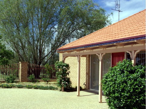 Fairways Bed & Breakfast At Jerilderie - Coogee Beach Accommodation 4