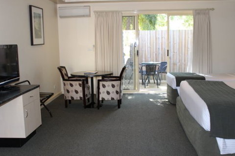 Fairways Resort - Coogee Beach Accommodation 4