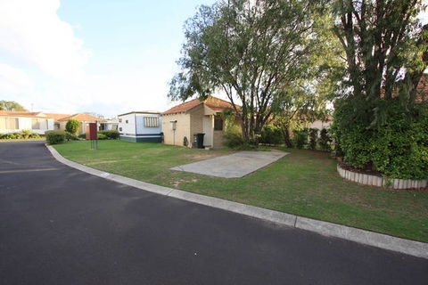 Geographe Bay Holiday Park - Coogee Beach Accommodation 0