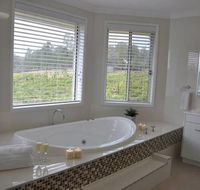 Ghost Riders Vineyard Lodge - Coogee Beach Accommodation