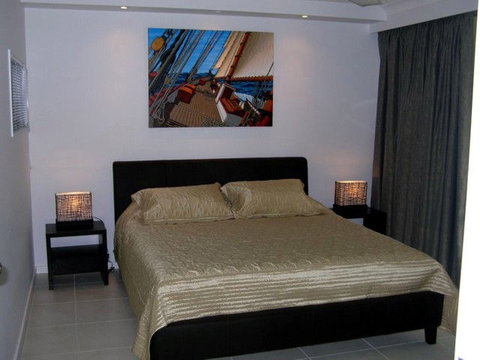 Hamilton Island Private Apartment - The Lodge - Coogee Beach Accommodation 2