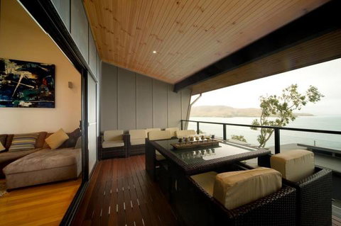 Hamilton Island Private Apartments - Shoreline - Coogee Beach Accommodation 0