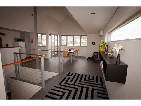 Hanover Bay - Coogee Beach Accommodation 9