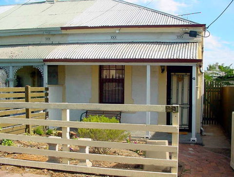 Harriett's Cottage Accommodation Clyde's Cottage - Coogee Beach Accommodation 0