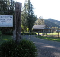 High Country Homestead - Coogee Beach Accommodation