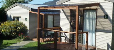 Hobart Cabins & Cottages - Coogee Beach Accommodation 0