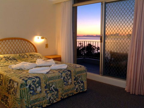 Ibis Styles Salamander Shores - Coogee Beach Accommodation 0