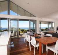 Island Beach Escape - Beachcomber - Coogee Beach Accommodation