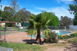 Lake Burrinjuck Leisure Resort - Coogee Beach Accommodation 0
