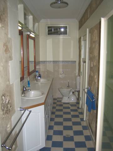 MacDonnell House (Naracoorte Cottages) - Coogee Beach Accommodation 0