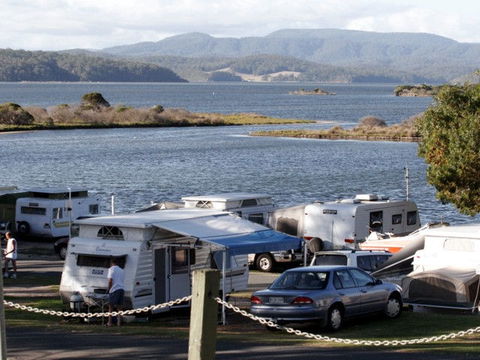 Mallacoota Foreshore Holiday Park - Coogee Beach Accommodation 0