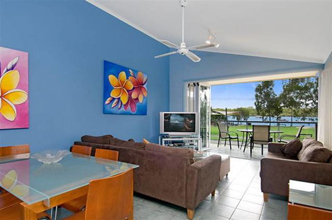 Noosa River Palms - Coogee Beach Accommodation 1