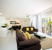 Noosa Tropicana - Coogee Beach Accommodation