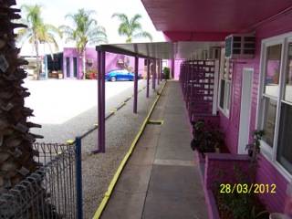 Paddle Steamer Motel - Coogee Beach Accommodation 2