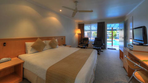 Paradise Hotel & Resort - Coogee Beach Accommodation 9