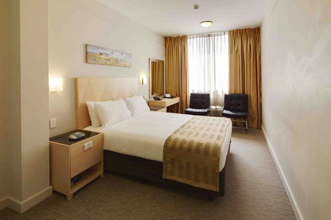 Quality Hotel Ambassador Perth - Coogee Beach Accommodation 6