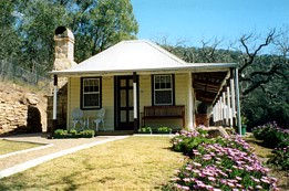 Price Morris Cottage - Coogee Beach Accommodation 0