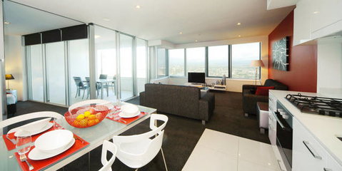 Q1 Resort & Spa - Coogee Beach Accommodation 5