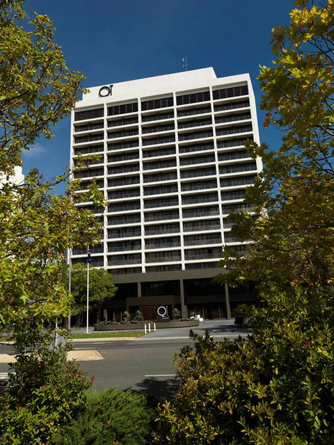 QT Canberra - Coogee Beach Accommodation 2