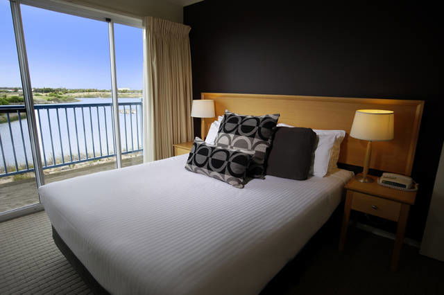 Williamstown North VIC Coogee Beach Accommodation