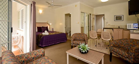 Reef Palms - Coogee Beach Accommodation 4
