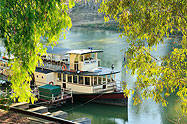 Riverboat Lodge Motor Inn - Coogee Beach Accommodation 1