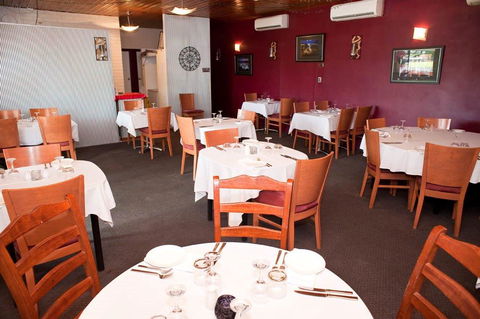 Riviera Motel - Coogee Beach Accommodation 0